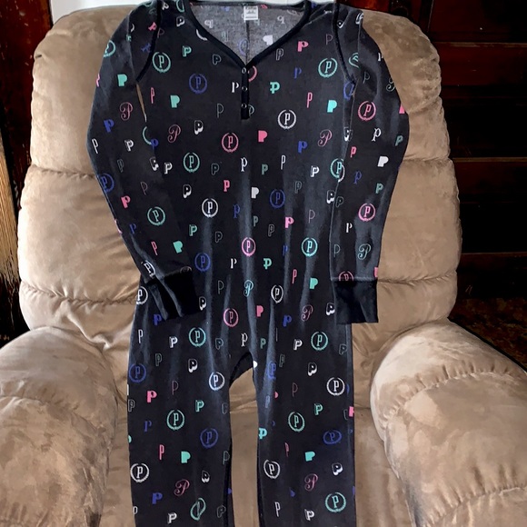 Vintage Victoria’s Secret Pink Thermal Monogram Onesie Size Medium in EUC - Picture 4 of 4